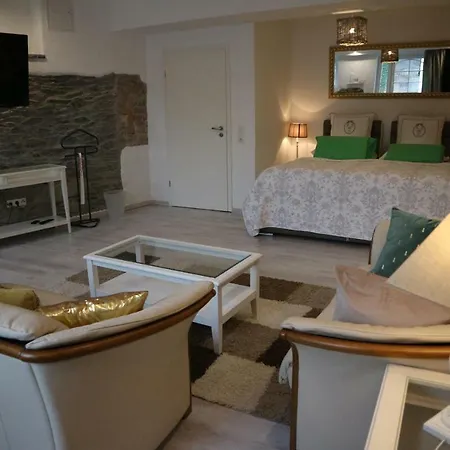 Maison d'hôtes Winzerhaeuschen Am Brunnen 4*