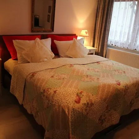 维泽福思尘布龙嫩旅馆 科伯恩-贡多夫