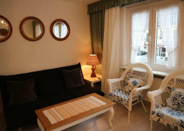 Gæstehus Winzerhaeuschen Am Brunnen 4*