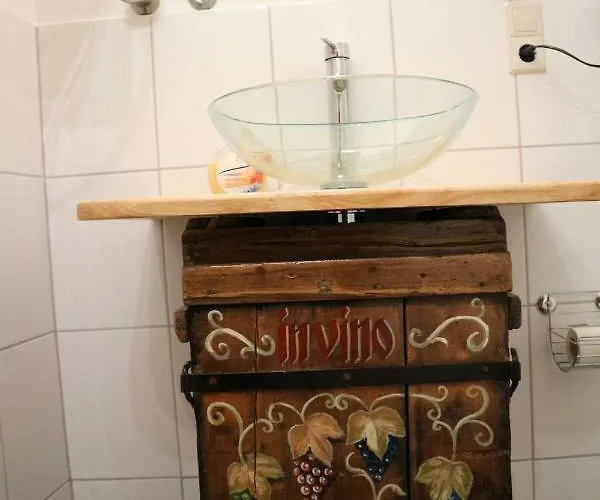 Winzerhaeuschen Am Brunnen Gæstehus