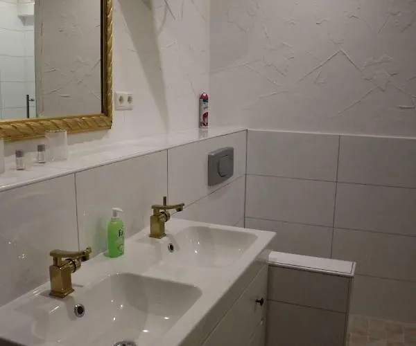 Winzerhaeuschen Am Brunnen 4* Kobern-Gondorf