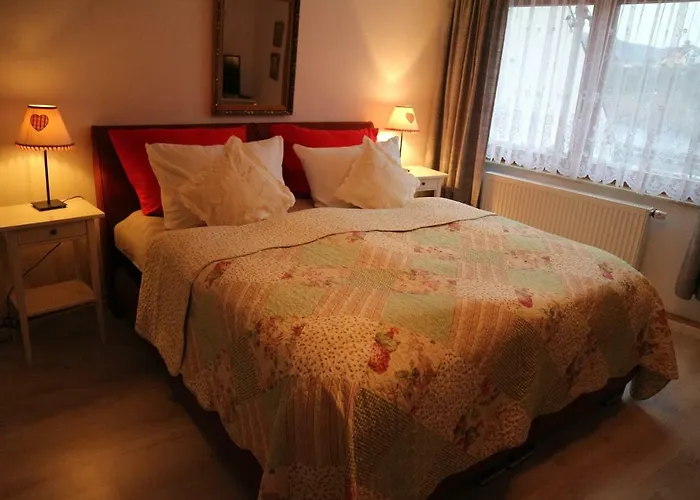 Winzerhaeuschen Am Brunnen Kobern-Gondorf